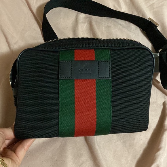 Gucci Fanny pack used AUTHENTIC - Picture 2 of 6